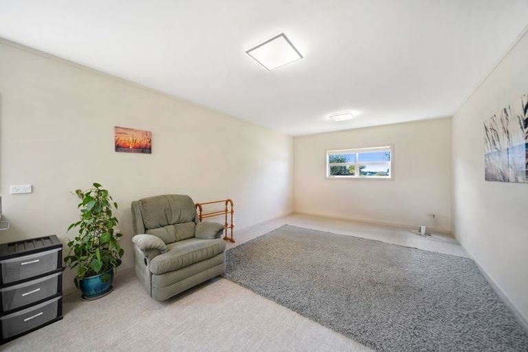 Photo of property in 73 Holmwood Road, Manapouri, 9679