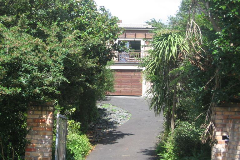 Photo of property in 1/30 Belmont Terrace, Milford, Auckland, 0620
