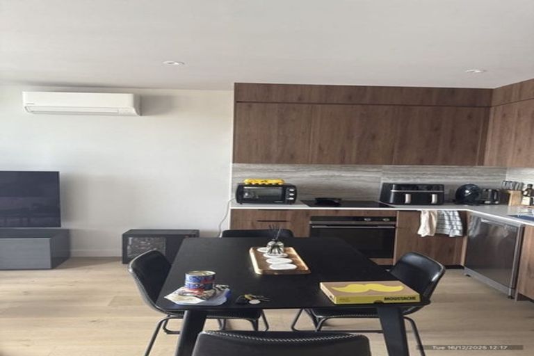 Photo of property in 202/82 Te Oneroa Way, Long Bay, Auckland, 0630