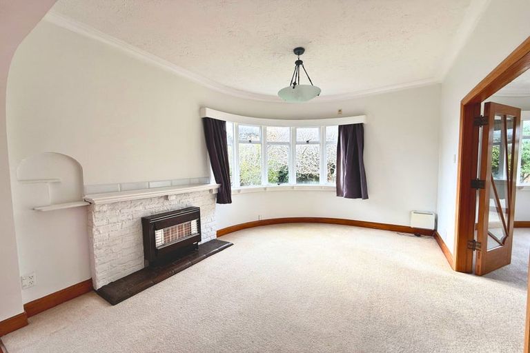 Photo of property in 11 Taranaki Street, Saint Johns Hill, Whanganui, 4501