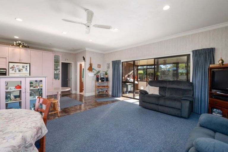 Photo of property in 166 Baird Road, Tokoroa, 3491