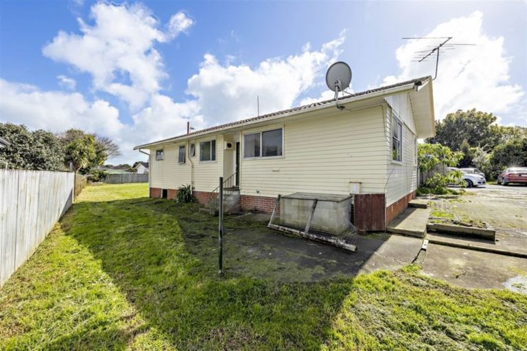 Photo of property in 87 Friedlanders Road, Manurewa, Auckland, 2102