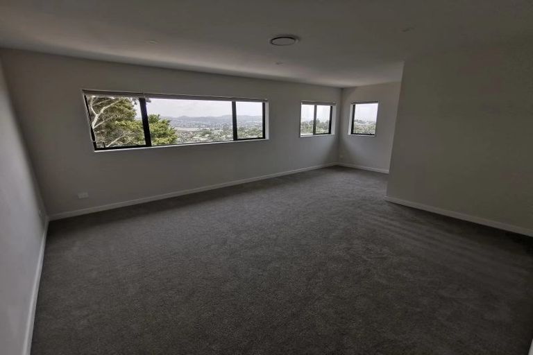 Photo of property in 30 Spyglass Street, Red Beach, 0932