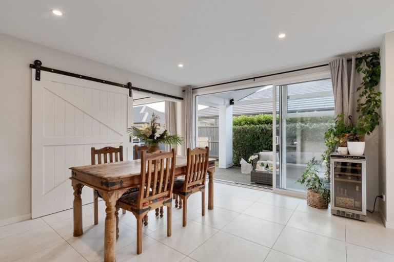 Photo of property in 70 Penetaka Heights, Pyes Pa, Tauranga, 3112