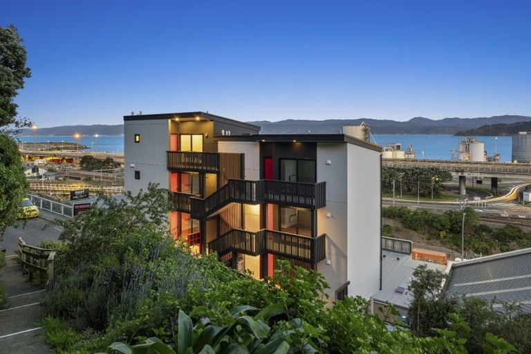 Photo of property in 1/20 Sar Street, Pipitea, Wellington, 6012