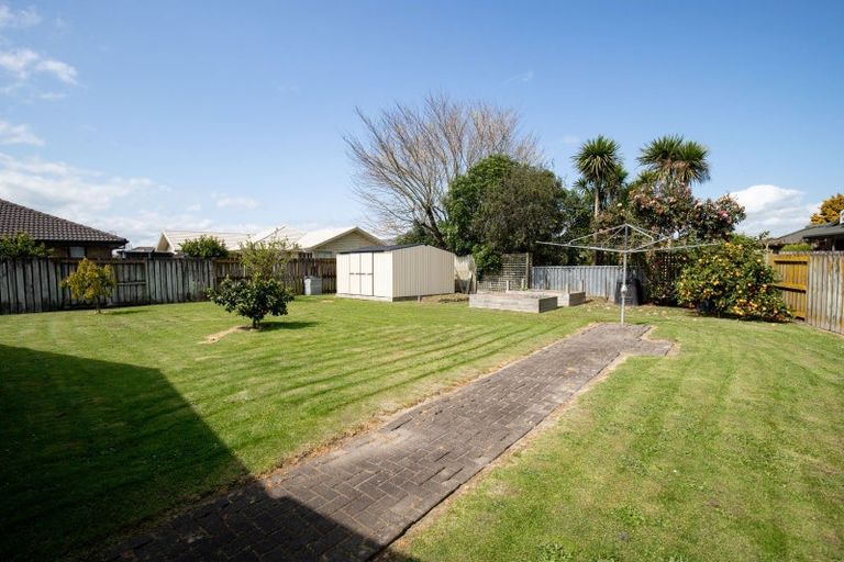 Photo of property in 21 Miller Place, Ngatea, 3503