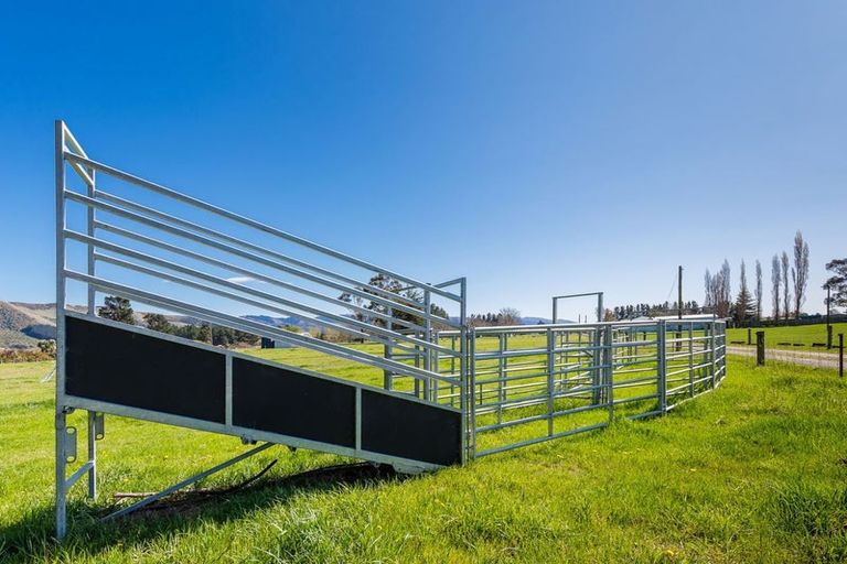 Photo of property in 54 Studholme Settlement Road, Waimate, 7979