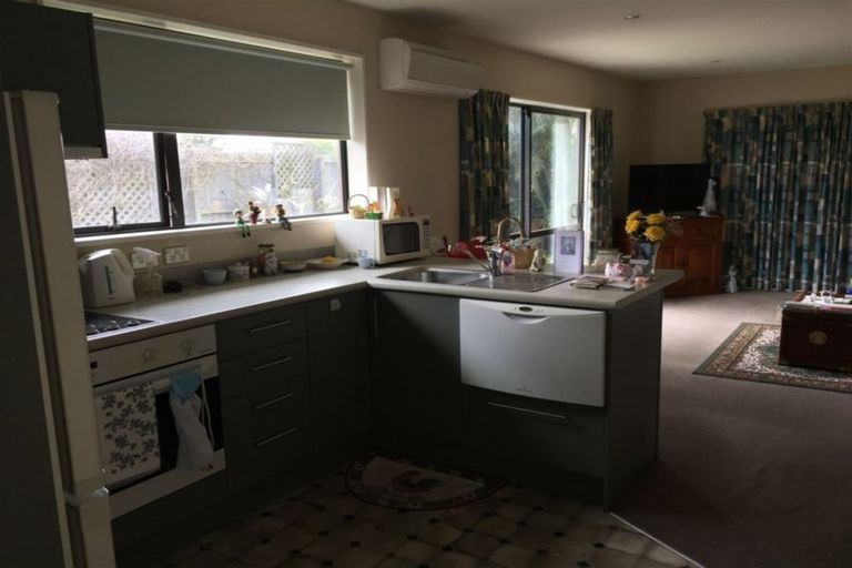 Photo of property in 10 Clinton Lane, Woolston, Christchurch, 8062