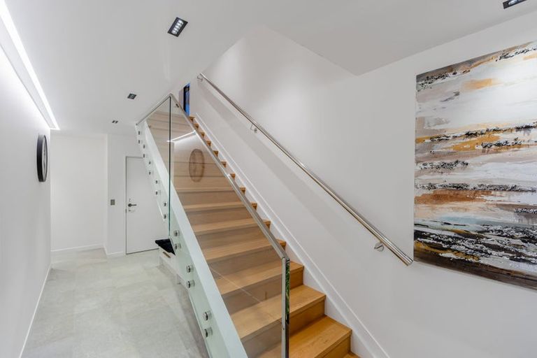 Photo of property in 47c Hastings Road, Mairangi Bay, Auckland, 0630