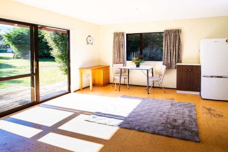 Photo of property in 124 Western Valley Road, Little River, 7591