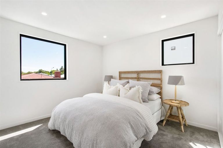 Photo of property in 2/51 Maxwell Street, Riccarton, Christchurch, 8041