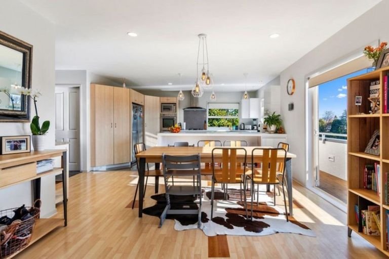 Photo of property in 64 Little John Drive, Bellevue, Tauranga, 3110