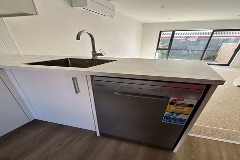 Photo of property in 2/65 Strathmore Avenue, Strathmore Park, Wellington, 6022