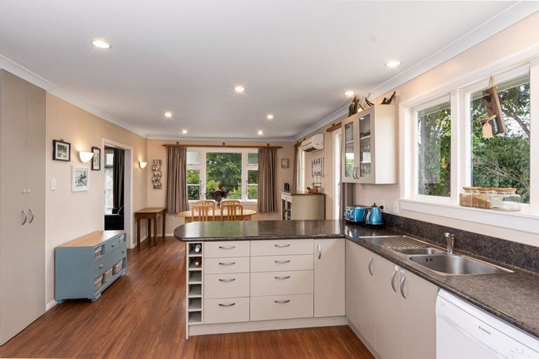 Photo of property in 34 Jellicoe Street, Greytown, 5712