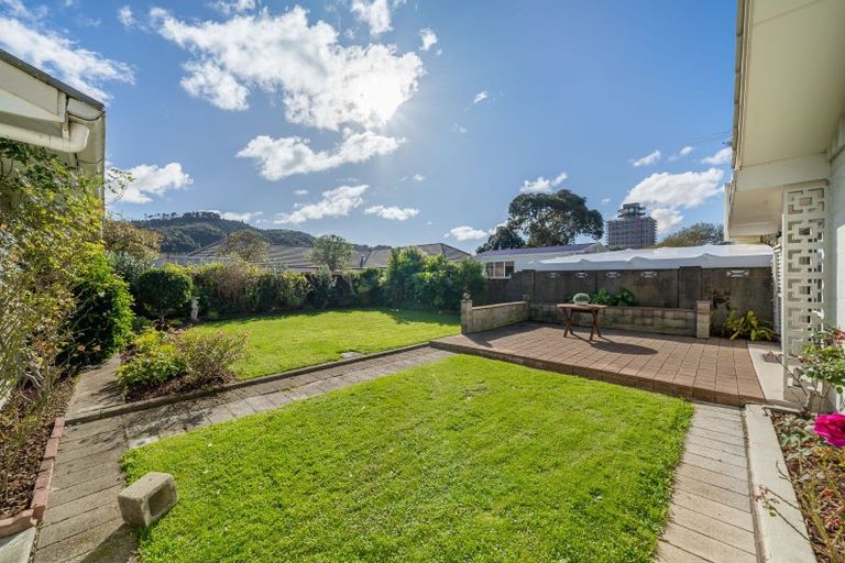 Photo of property in 175 Taita Drive, Avalon, Lower Hutt, 5011