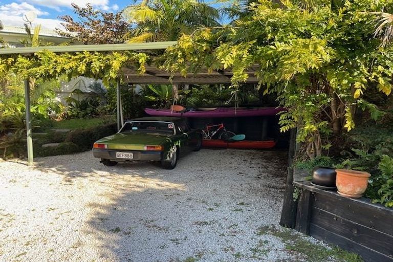 Photo of property in 15 Hague Place, Birkenhead, Auckland, 0626