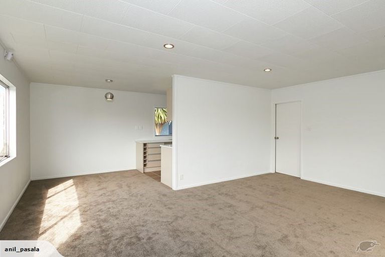 Photo of property in 2/36 Miro Street, New Lynn, Auckland, 0600