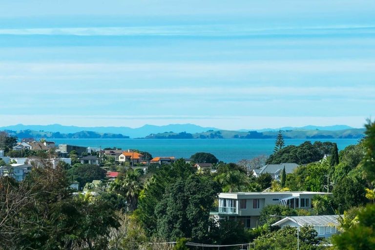 Photo of property in 1 Stitchbird Close, Murrays Bay, Auckland, 0630