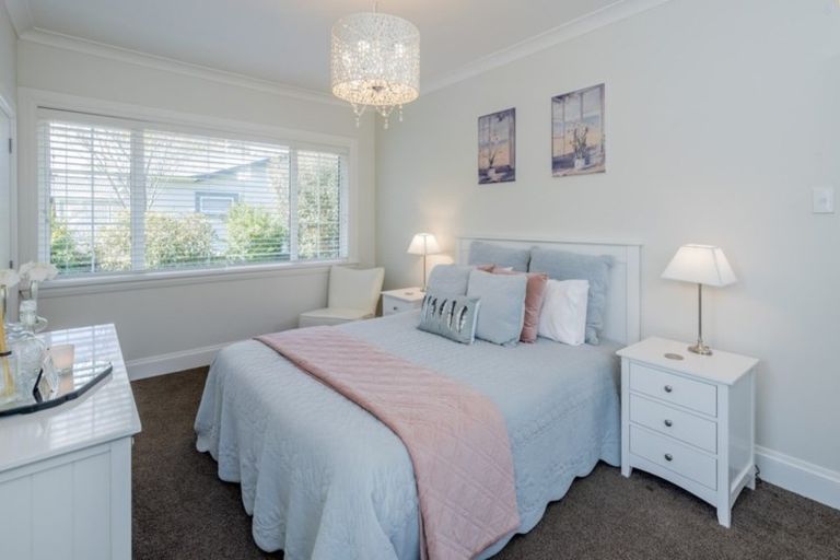 Photo of property in 47 Kawiu Road, Levin, 5510