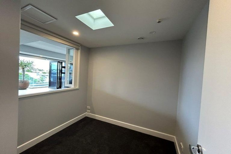 Photo of property in 314 Maunganui Road, Mount Maunganui, 3116