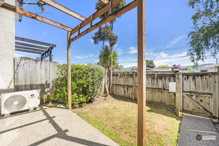 Photo of property in 3f6- Wilford Street, Wallaceville, Upper Hutt, 5018