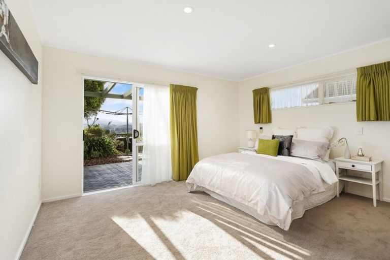 Photo of property in 17 Samwell Drive, Whitby, Porirua, 5024