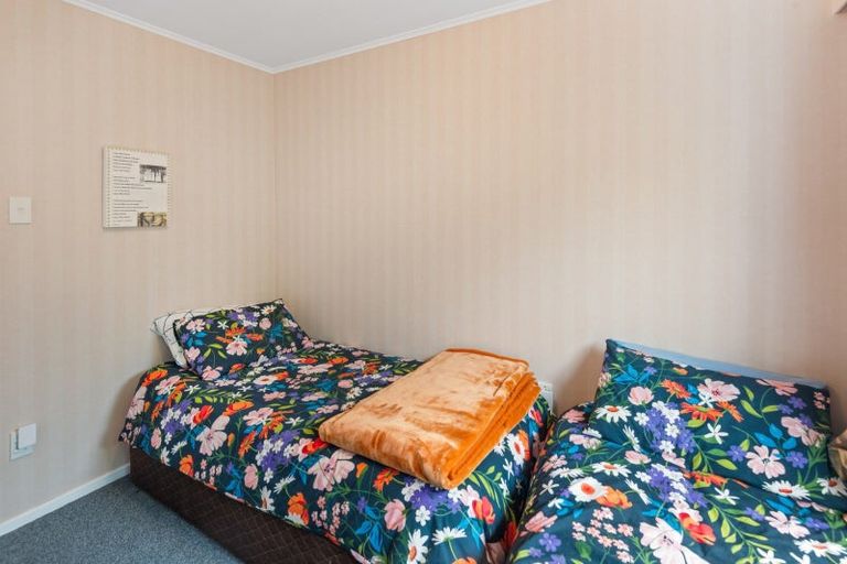 Photo of property in 11 Glendale Crescent, Holmes Hill, Oamaru, 9401