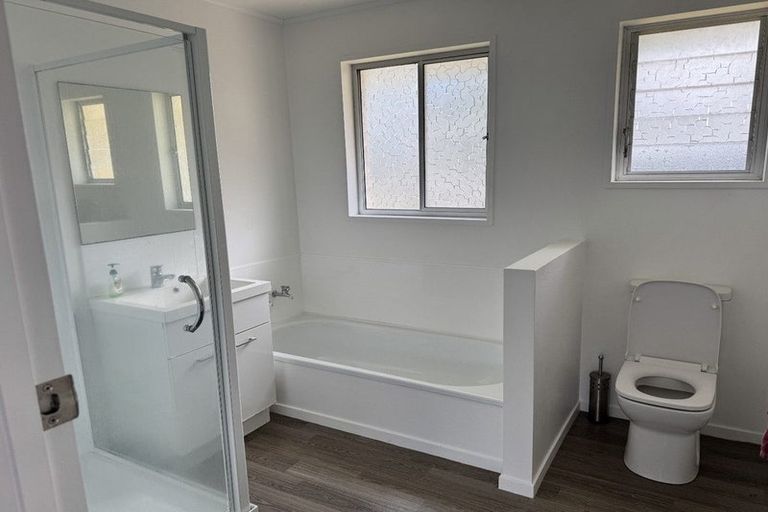 Photo of property in 11 Brookbank Place, Glenview, Hamilton, 3206