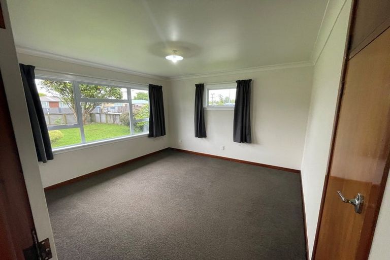 Photo of property in 118 Rata Street, Inglewood, 4330