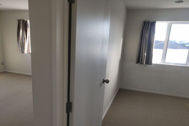 Photo of property in 10 Peerless Avenue, Takanini, 2112