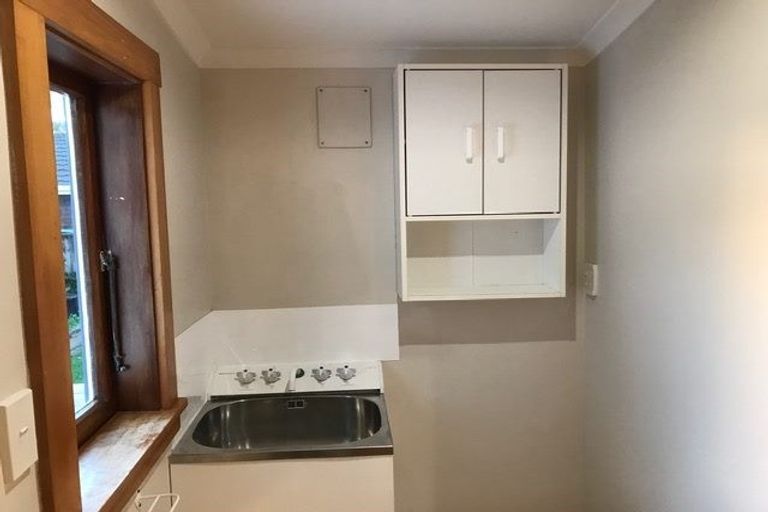 Photo of property in 31 Hardy Street, Waterloo, Lower Hutt, 5011