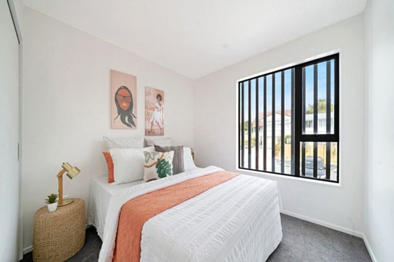Photo of property in 3/32 Brandon Road, Glen Eden, Auckland, 0602