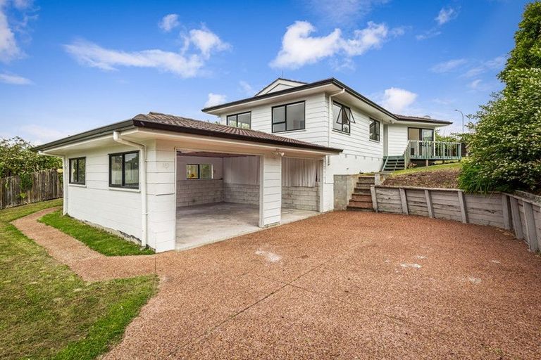 Photo of property in 22 Landsdale Place, Massey, Auckland, 0614