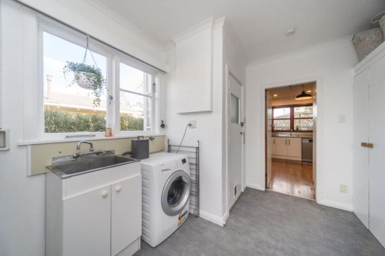 Photo of property in 98a Limbrick Street, Terrace End, Palmerston North, 4410