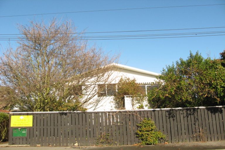 Photo of property in 3/100 Holly Road, St Albans, Christchurch, 8014