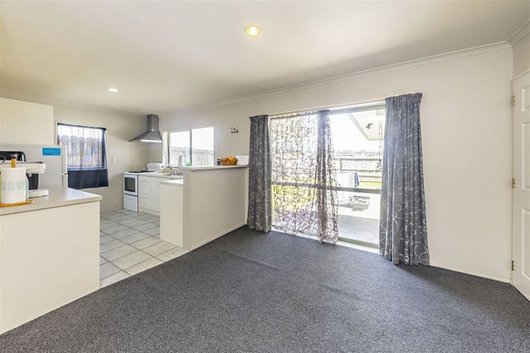 Photo of property in 47c Browns Road, Manurewa, Auckland, 2102