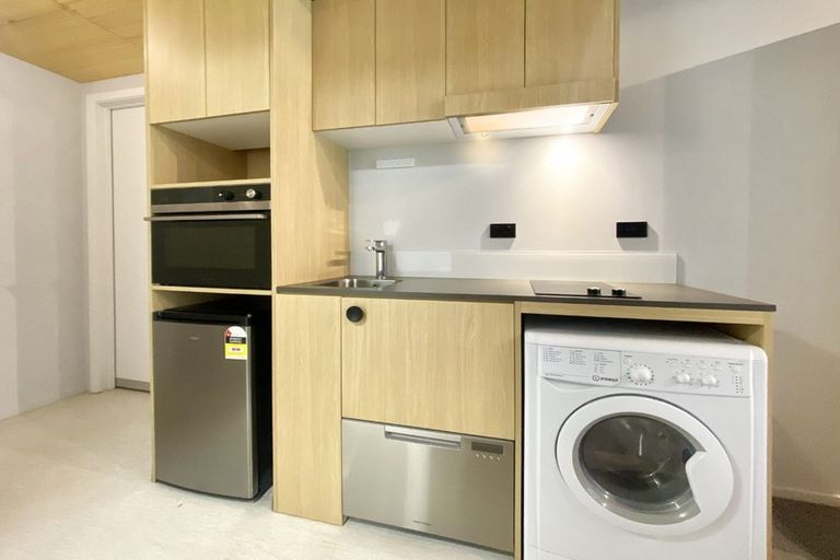 Photo of property in Vedado Apartments, 208/41u Hopper Street, Mount Cook, Wellington, 6011