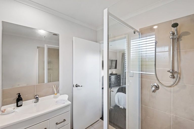 Photo of property in 16d Crown Close, Prebbleton, 7604