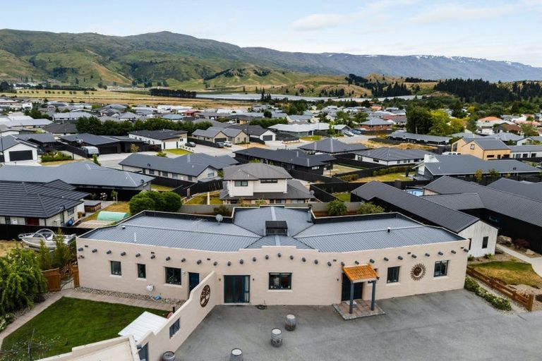 Photo of property in 11 Hortons Way, Cromwell, 9310