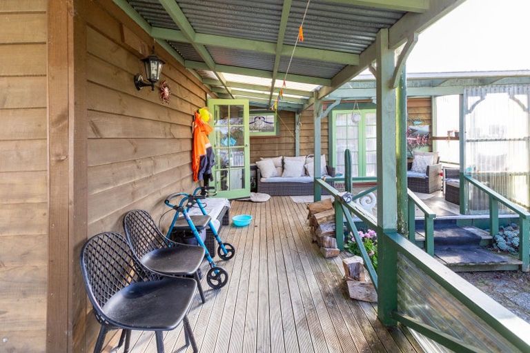 Photo of property in 15 Haswell Street, Eketahuna, 4900