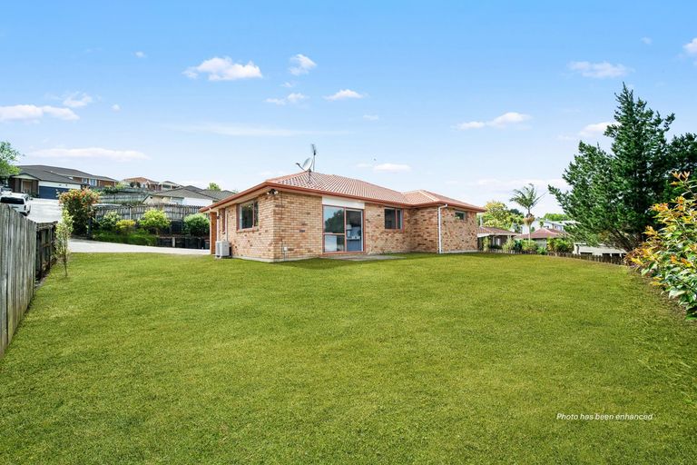 Photo of property in 13 Keri Vista Rise, Papakura, 2110