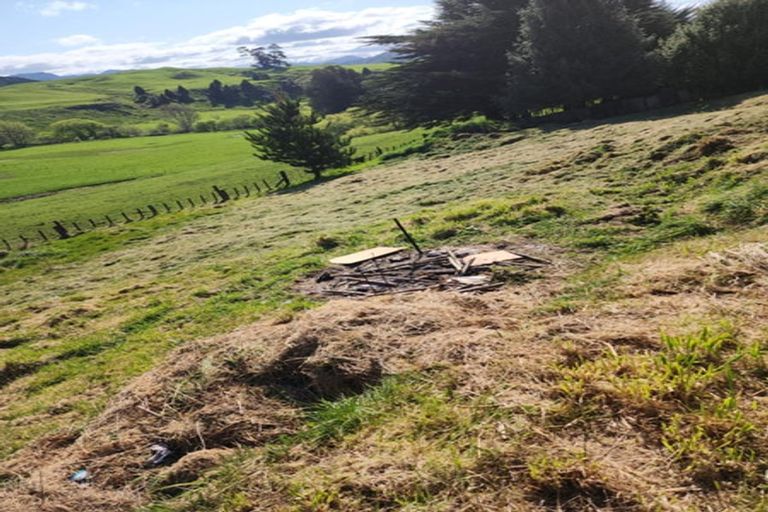 Photo of property in 17 Neill Road, Matawai, 4092