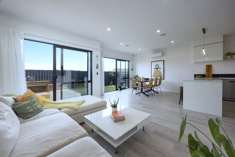 Photo of property in 12 Berba Lane, Westgate, Auckland, 0814