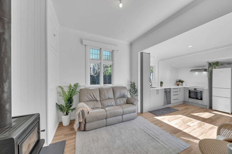 Photo of property in 16 Greta Street, South Hill, Oamaru, 9400