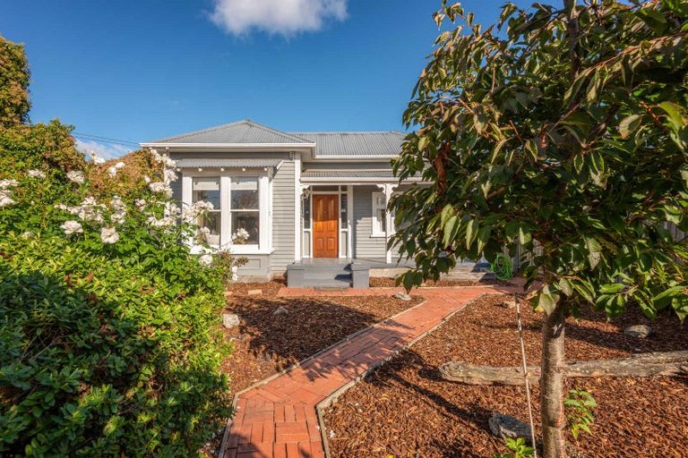 Photo of property in 14 Wellington Street, Phillipstown, Christchurch, 8011