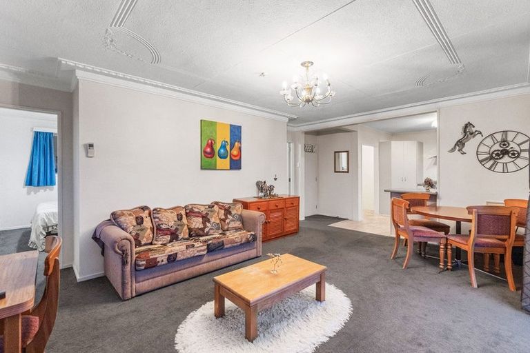 Photo of property in 80g Argyle Street, Mosgiel, 9024