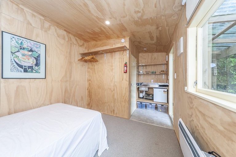 Photo of property in 90 Glenmore Street, Northland, Wellington, 6012