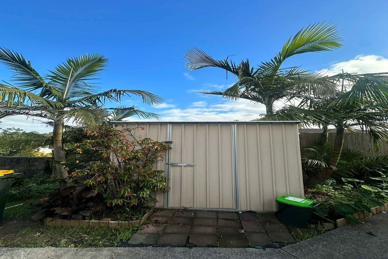 Photo of property in 4 Rotoma Rise, Clover Park, Auckland, 2019