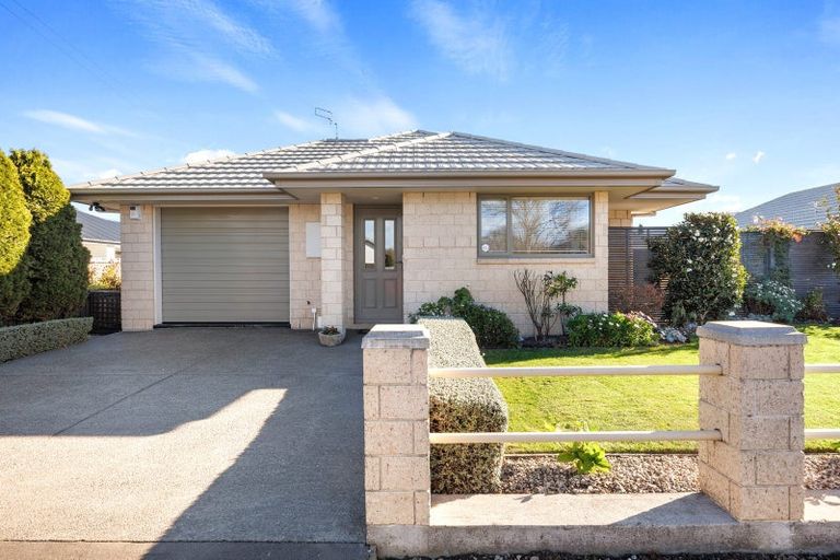 Photo of property in 1/241 Matsons Avenue, Papanui, Christchurch, 8053