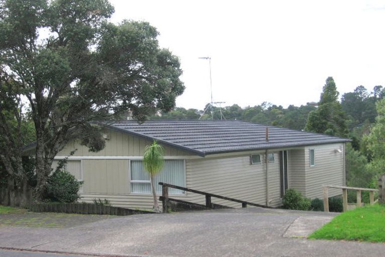 Photo of property in 61 Daffodil Street, Titirangi, Auckland, 0604